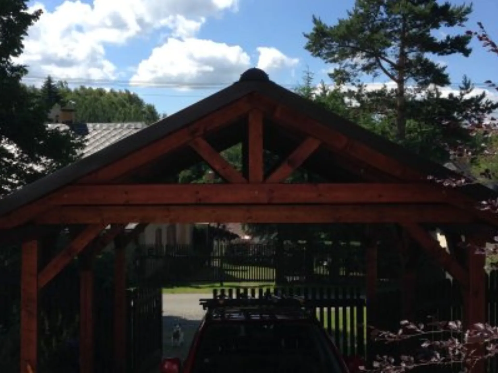 Přístřešek na automobil a nářadí - 2