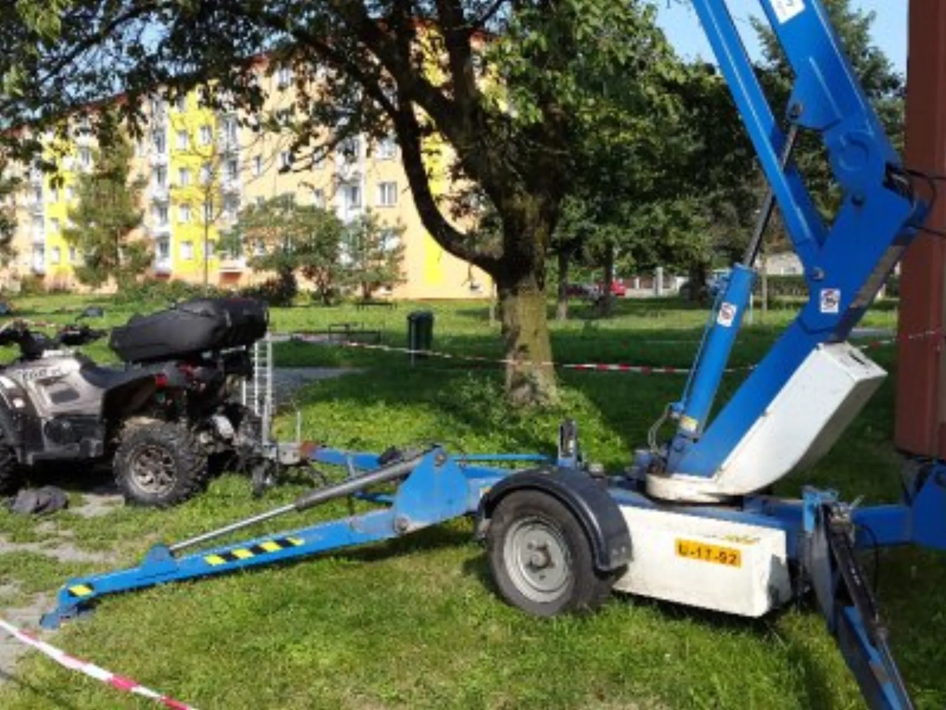 407  Strisky Balkon Uni Vstup - 4