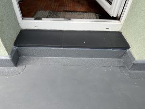 617 Oprava balkónů