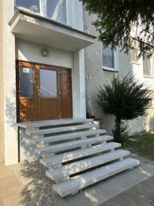 618. Nové schodiště Pňovice