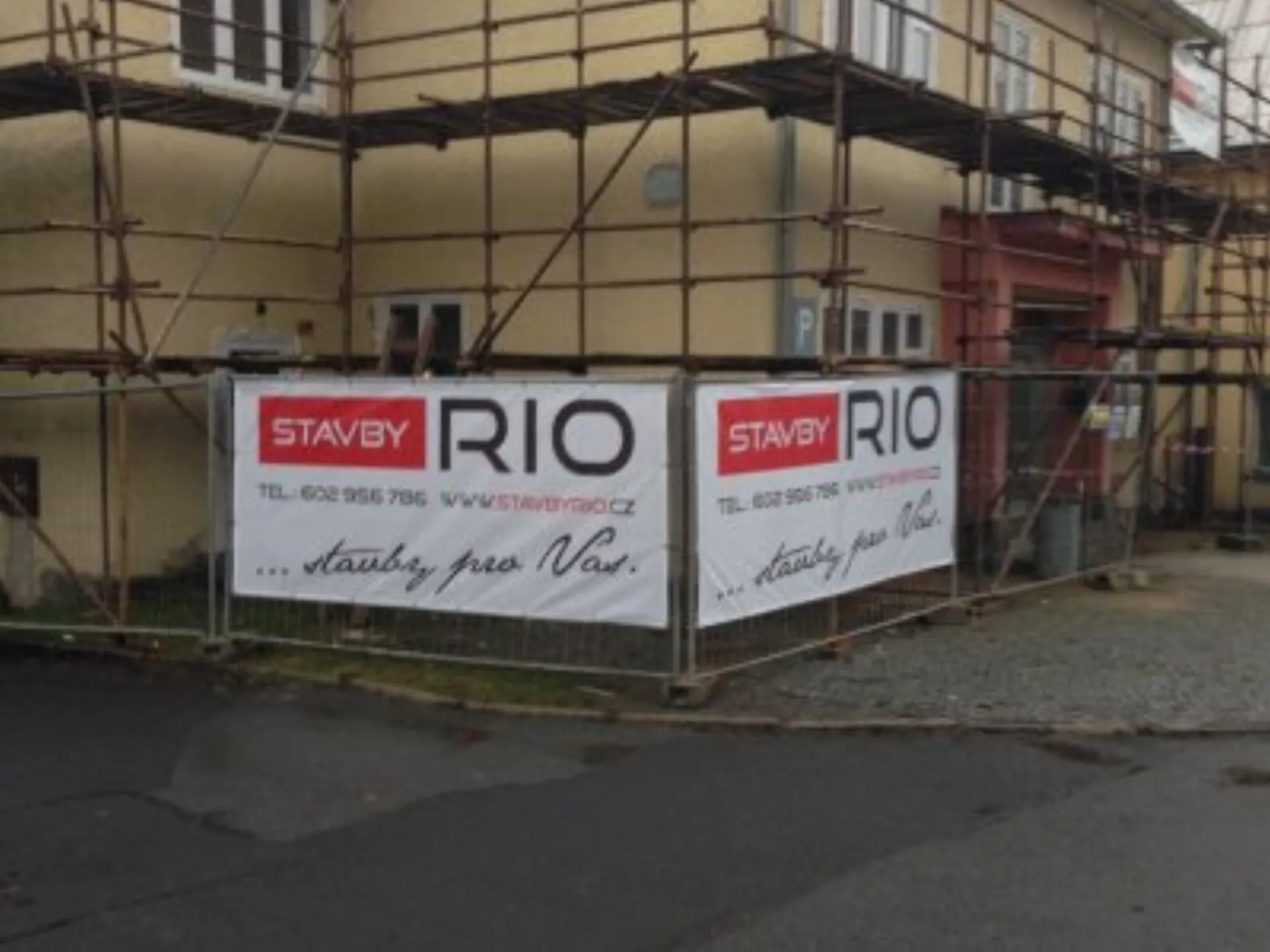 Sportovní centrum - stavební práce se zateplením - 3